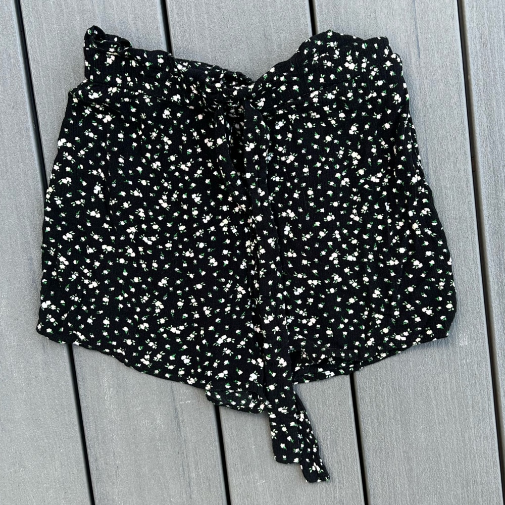 Floral Black Women's Shorts
